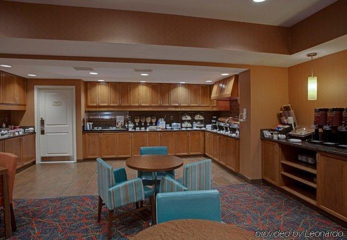 Residence Inn By Marriott Hazleton Bagian luar foto